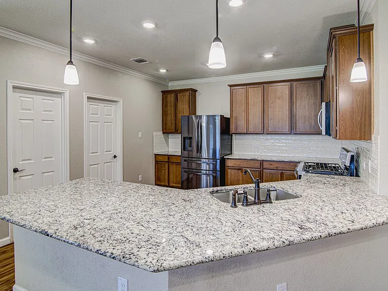 104 Kyndals Meadow Cv — Photo 12