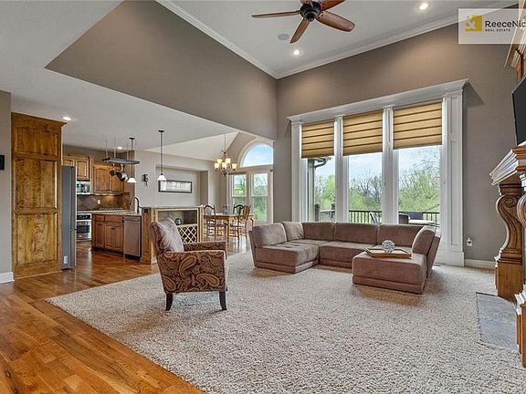 4th image of 8820 N Askew Ct