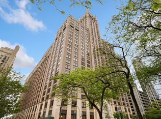 680 N Lake Shore Dr APT 216, Chicago, IL