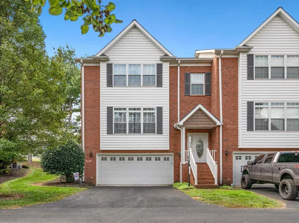 6833 Sahalee Cir, Radford, VA 24141