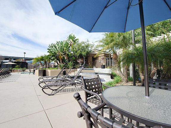3rd image of 10061 Rio San Diego Dr #355