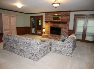 4412 Rocky River Rd, Charlotte, NC 28215