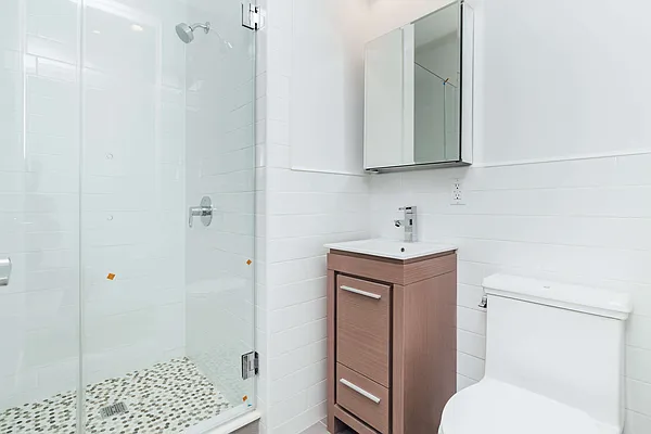 Rented by Nooklyn NYC LLC | media 23