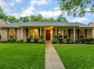 6011 Benning Dr, Houston, TX 77096