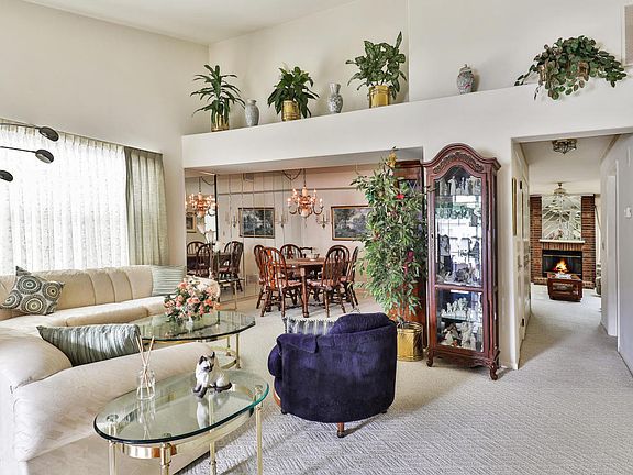 3rd image of 1177B Thornbury Ln