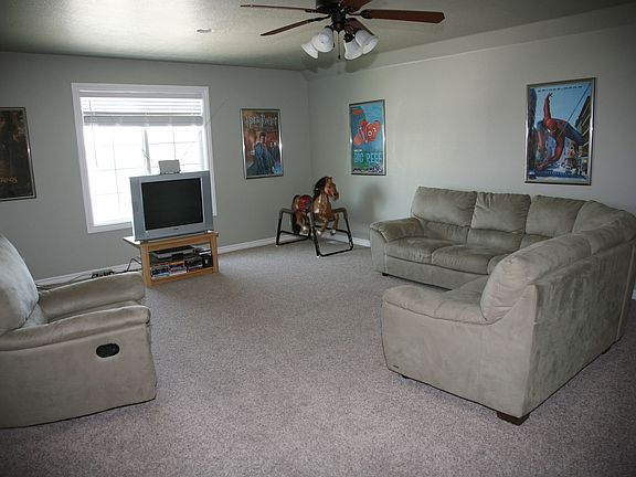 Large Bonus Room
