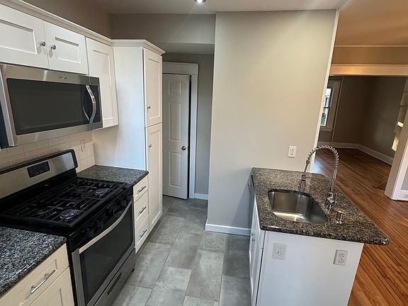 3rd image of 31 Cherry St #31