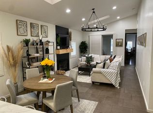 24723 Valley St, Santa Clarita, CA 91321