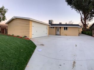13081 Fellows Ave, Sylmar, CA 91342