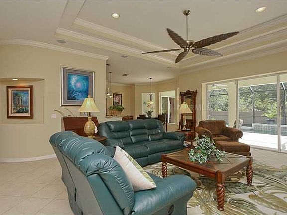 4th image of 13062 Peregrin Cir