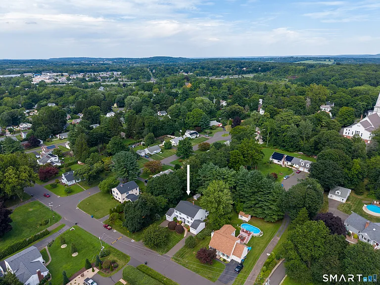 115 Brandegee Ln — Photo 31