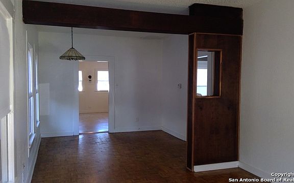 3rd image of 255 Taft Blvd
