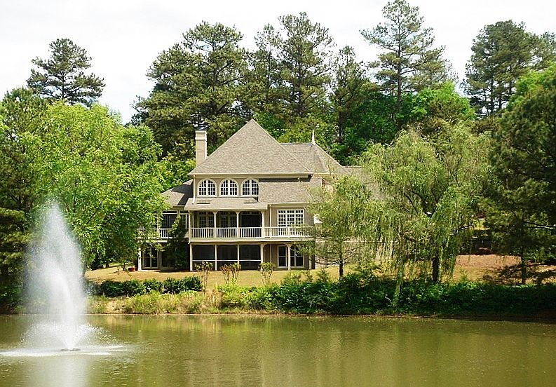 2nd image of 802 Amerden Ponds Ct