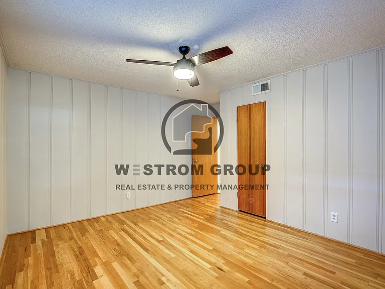 3905 Sanguinet St — Photo 24