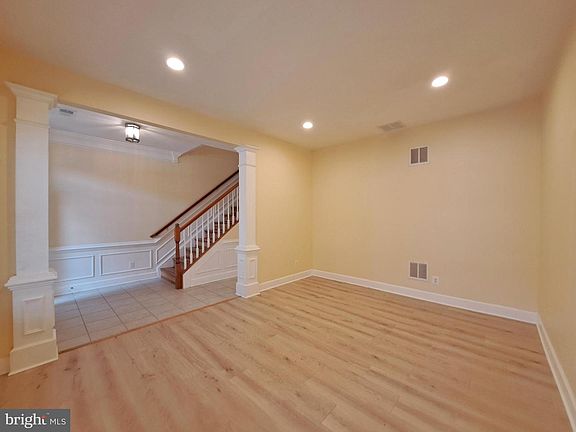 3rd image of 2481 Walnut Rocker Ln