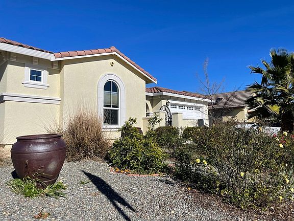 3rd image of 2355 Muller Dr