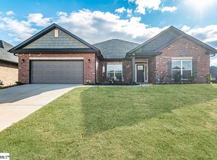 407 Rolling Waters Dr, Greenville, SC 29605