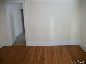 2nd image of 21 Cushing St #2