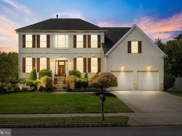 5 Brittany Blvd, Marlton, NJ 08053