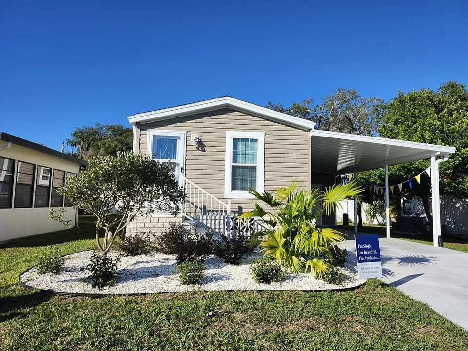 43 Lake Griffin Dr #22