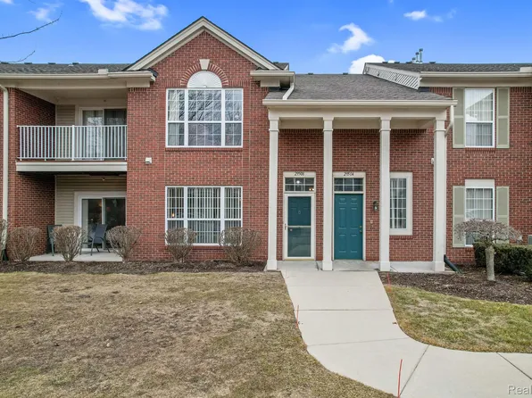 29508 Nottingham Ct, Livonia, MI 48152