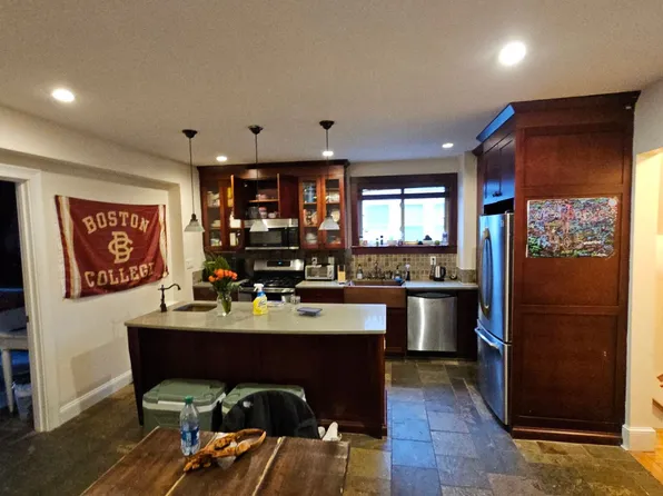 50 Greycliff Rd #4, Brighton, MA 02135