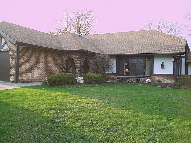 1st image of 7640 Carmichael Dr