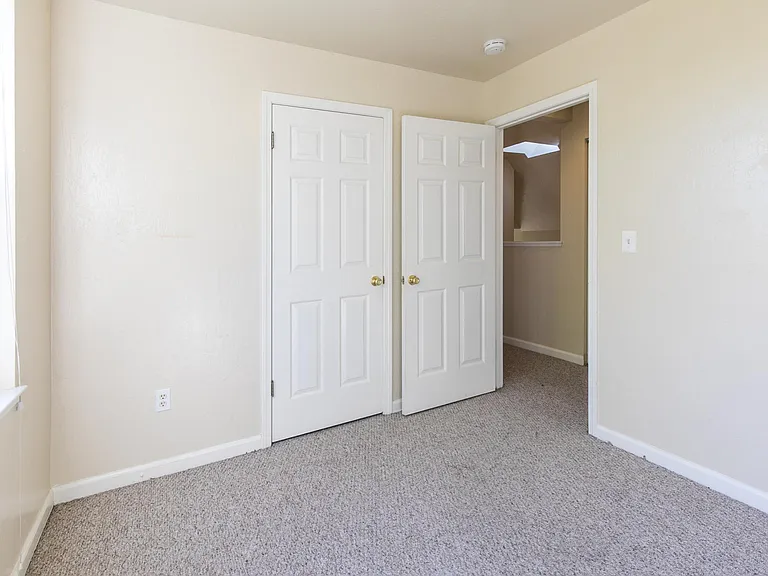 132 Walti St — Photo 15