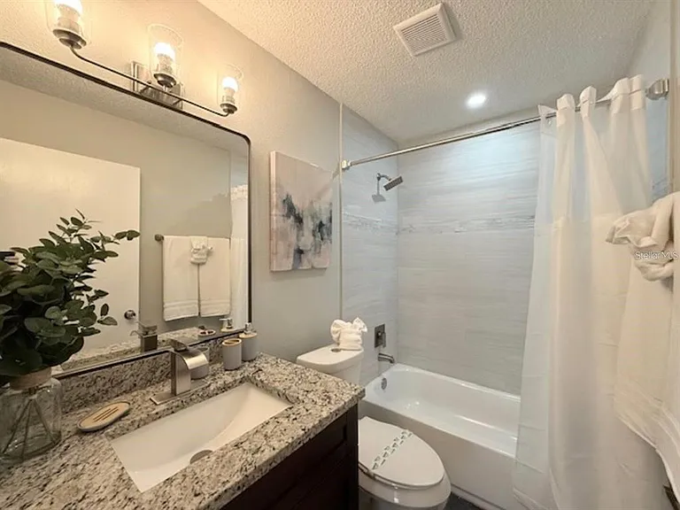 332 Avenue D SE — Photo 23