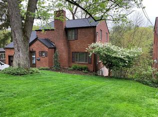 215 Inglewood Dr, Pittsburgh, PA 15228