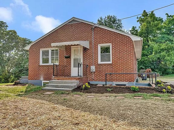 3rd image of 1021 Ohio Ave