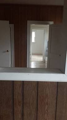 5th image of 114 8th Ave NW #A