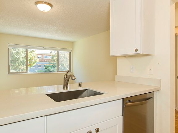2nd image of 3641 Evanston Ave N APT 104