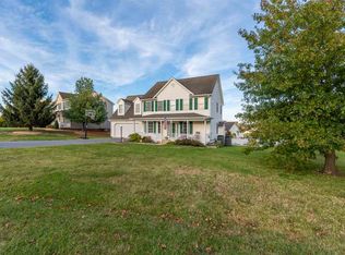 126 Bowmans Run Dr, Stuarts Draft, VA 24477