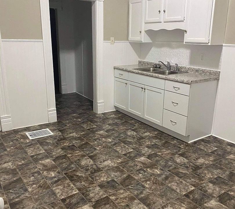 Savannah Duplexes 19021904 Savannah Ave Saint Joseph, MO Zillow