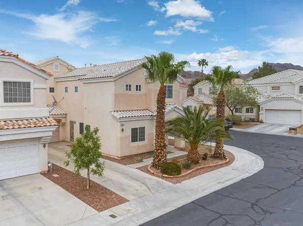 2468 Wrangler Walsh Ln, Henderson, NV 89002