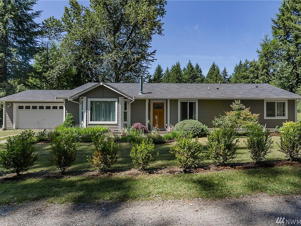 1st image of 3224 Sundew Ln SE