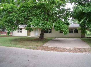 463461 E 1044th Loop, Sallisaw, OK 74955