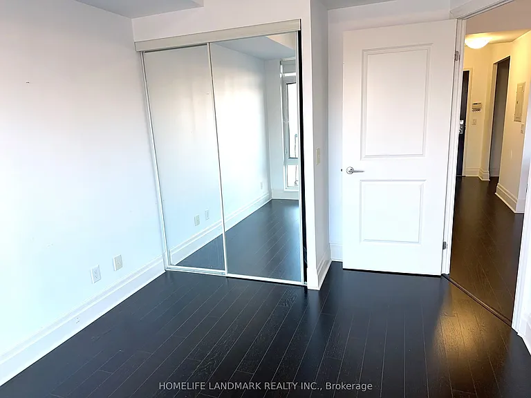 131 Upper Duke Cres #410 — Photo 11