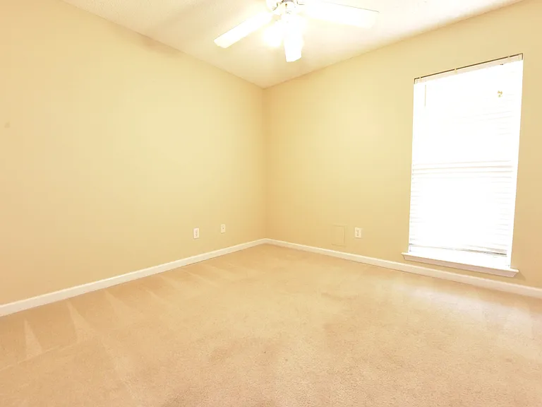 1754 Post Oak Ct — Photo 9
