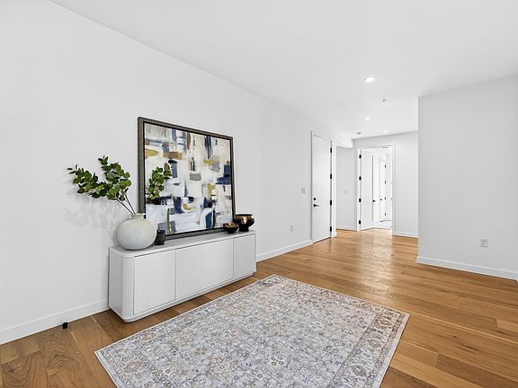 4th image of 1111 Raiford Rd #101