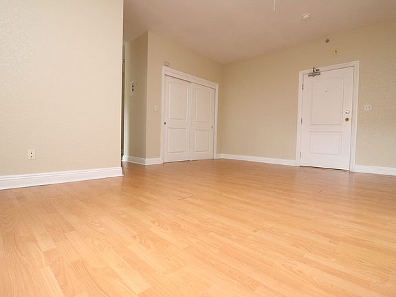 5th image of 676 Shatto Pl APT 309