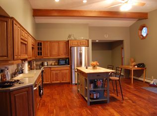 2 Village Ln, South Hamilton, MA 01982