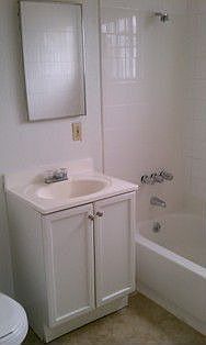 2nd image of 838 E Imperial Hwy APT 2