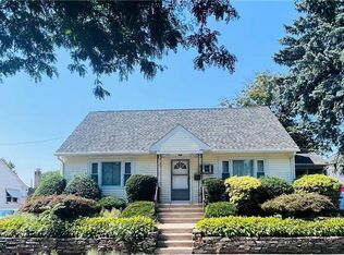 120 Princess Ave, Cranston, RI 02920