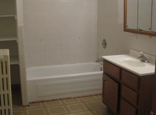 435 Hannah Ave #1, Forest Park, IL 60130