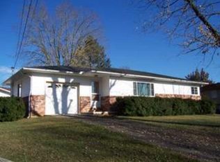 628 Robbinsville Rd, Andrews, NC 28901