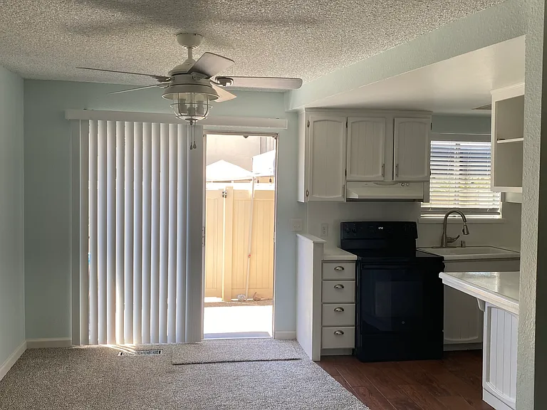213 Starr Ave — Photo 15