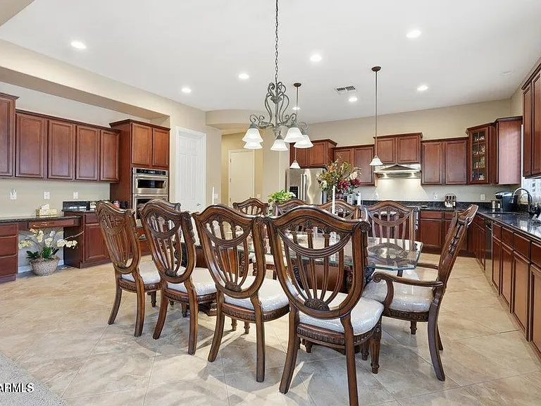 900 W Macaw Dr — Photo 21