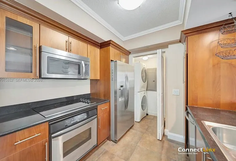 401 SW 4th Ave — Photo 1